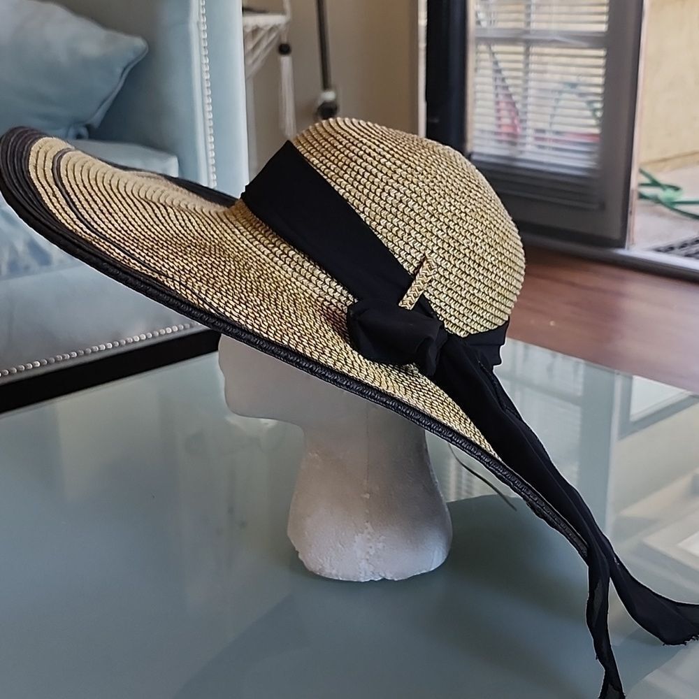 Stone‎ Age Vacation Resort Wear Sun Hat